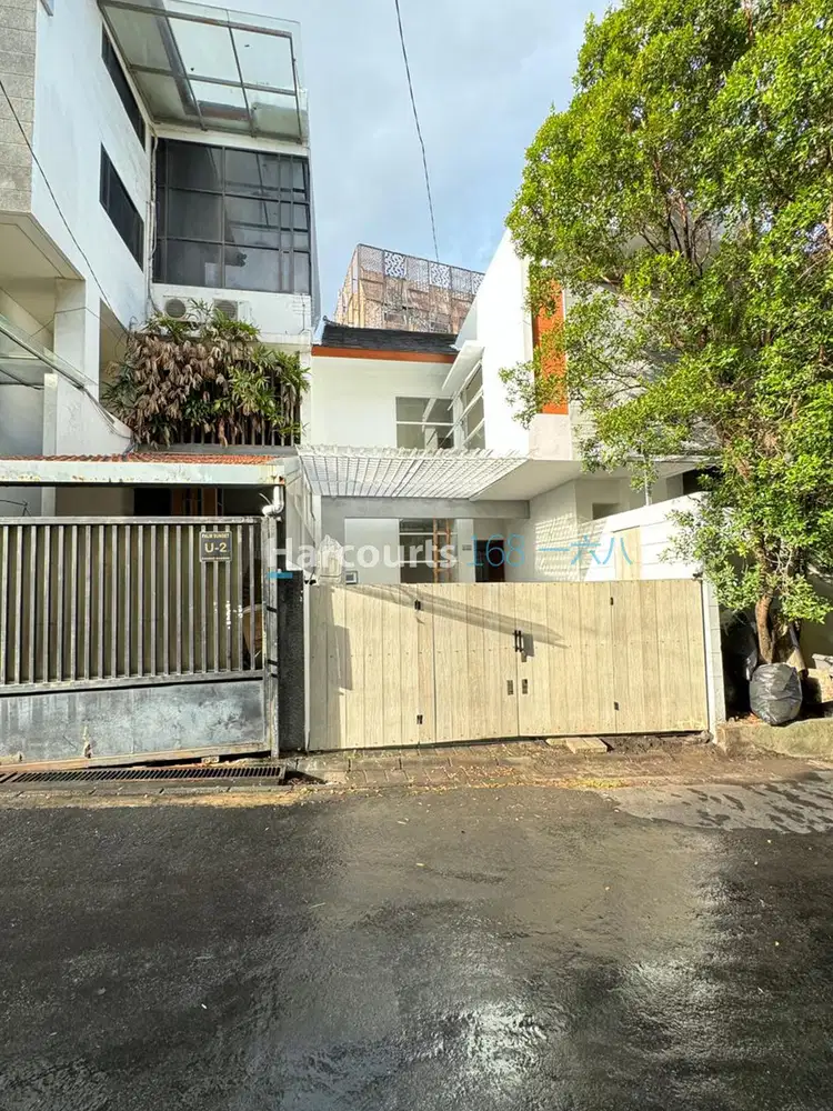 Rumah 3 Bedroom dekat JB School Kuta - Bali