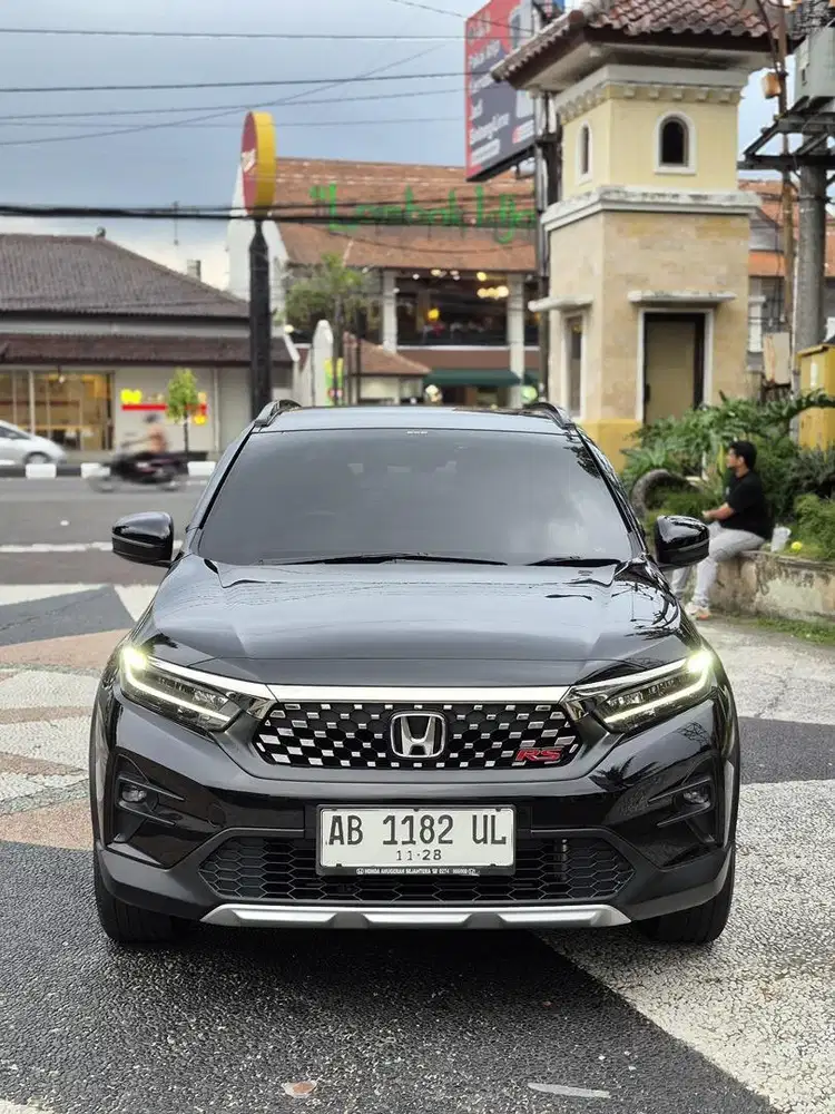 All new WRV 1.5 RS 2023 AT tgn 1 KM 20 rb