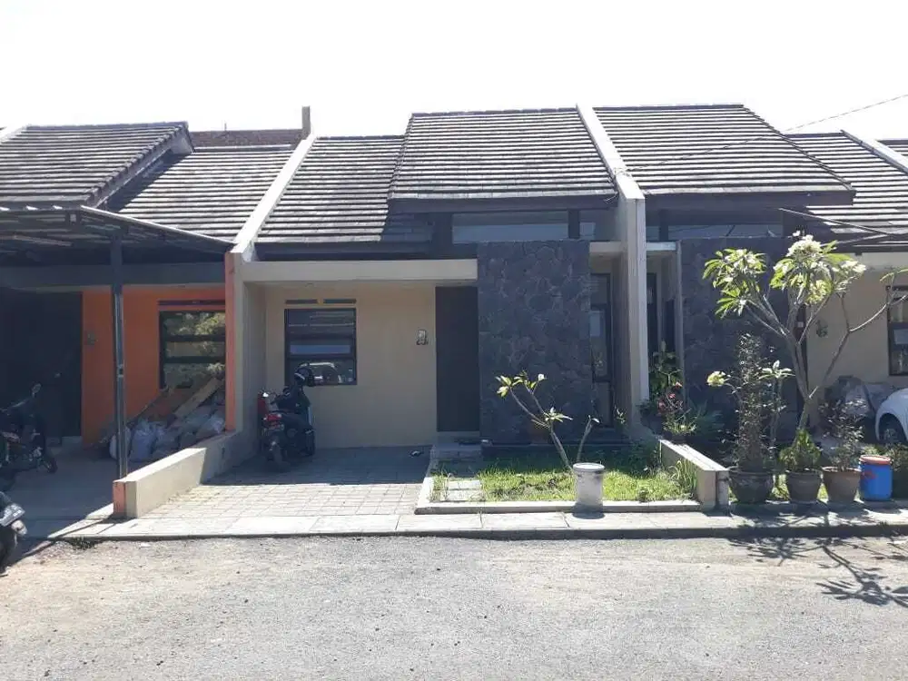 Disewakan Rumah Siap Huni di Svarga Secret Garden Manglid Kopo