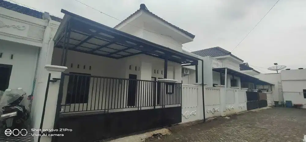 Rumah Bagus Bangunan Baru Lokasi  4 Menit Rita Super Mall Purwokerto