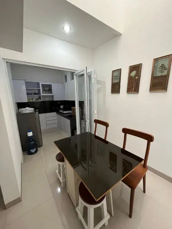 Dijual Rumah Tinggal di Dago, Bandung, Jawa Barat