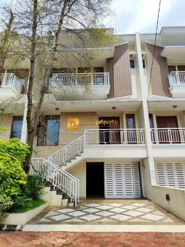 Rumah Baru 3 Lantai Dalam Cluster di Pejaten Jakarta Selatan
