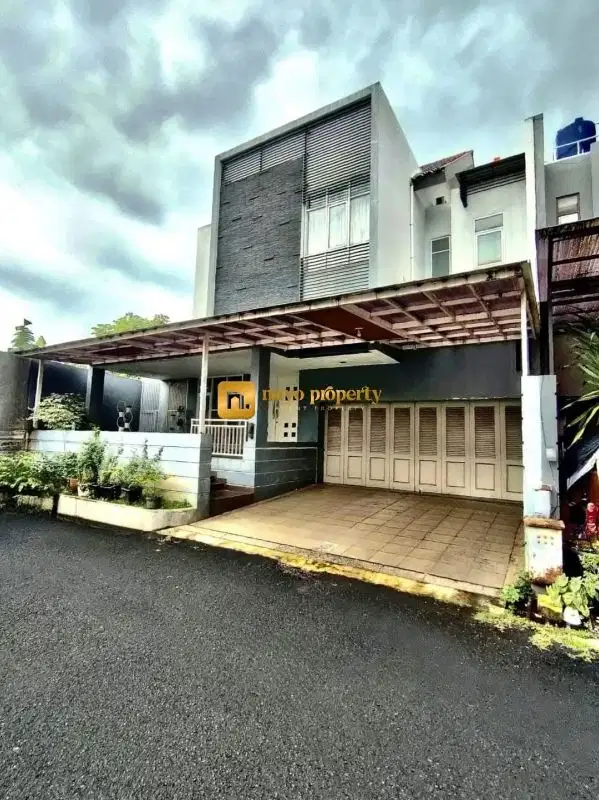 Rumah Pojok Bagus Dalam Cluster di Billymoon Pondok Kelapa