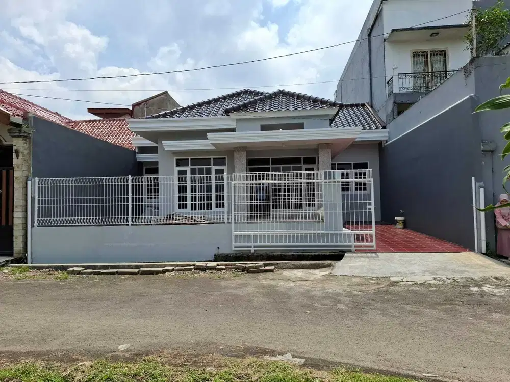 Rumah baru renov di Jl. Bukit Cimanggu Raya  BCC tanah sareal Bogor