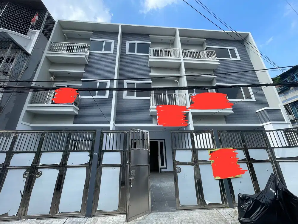 rumah teluk gong 6x15 HOOK brand new 3 lantai minimalis,utara