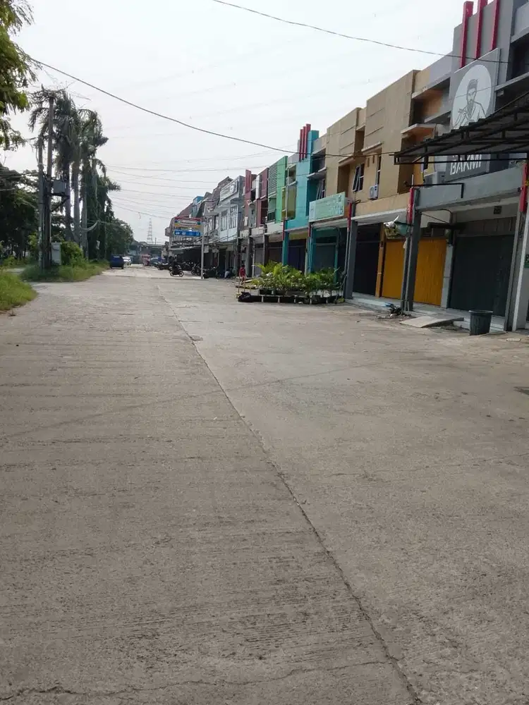 Ruko Gandeng 3 di Pesona Anggrek Harapan Jaya Bekasi -Utara