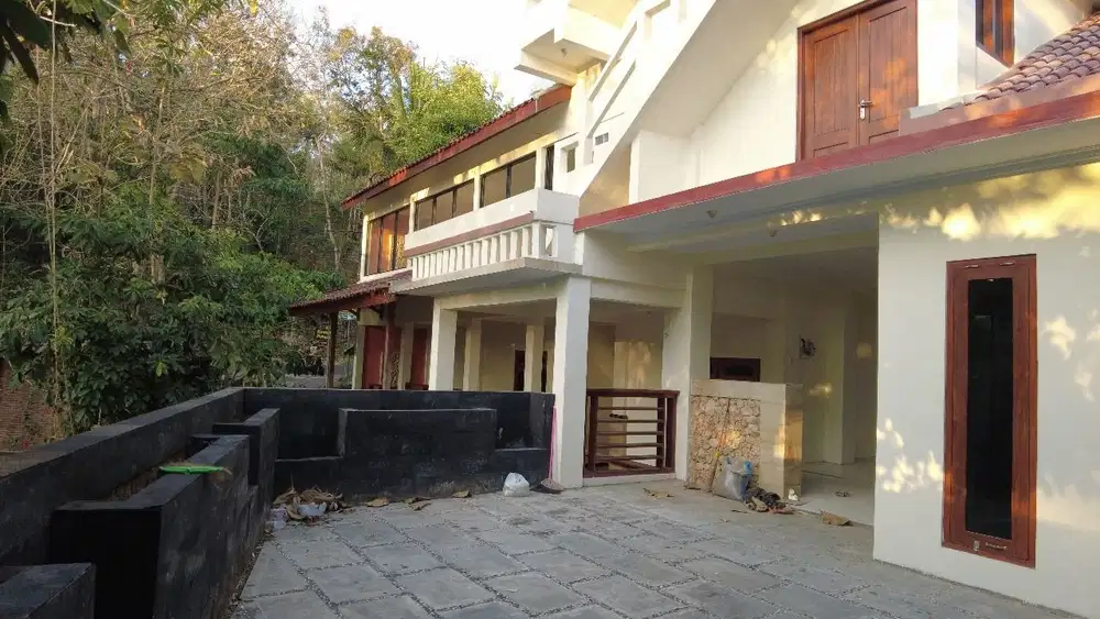 VILLA MURAH STRATEGIS DEKAT PANTAI SELATAN PARANGTRITIS BANTUL YOGYA