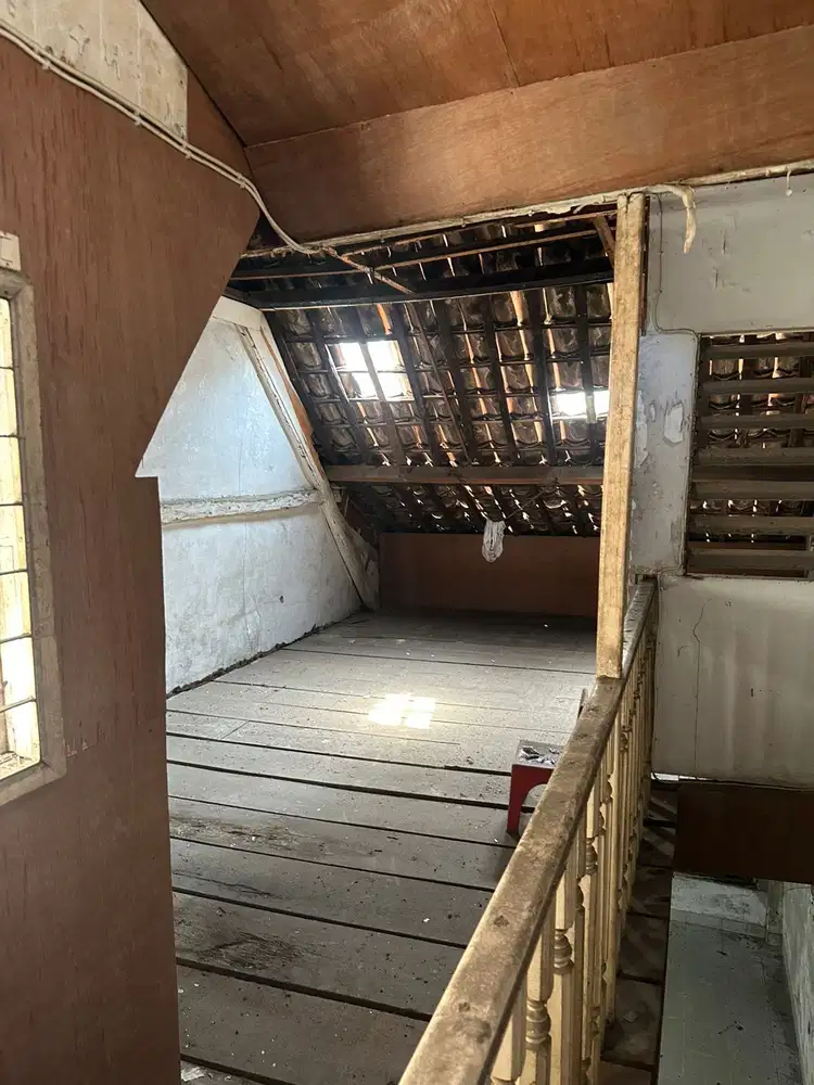 Bangunan di area dagang Tambora sangat cocok untuk gudang