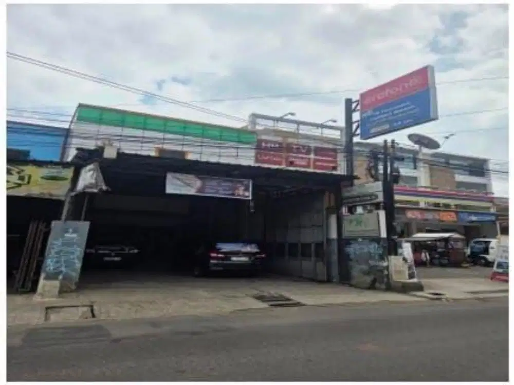 TURUN HARGA LELANG Ruko strategis siap pakai di Jl. Gunung Batu, Bandung