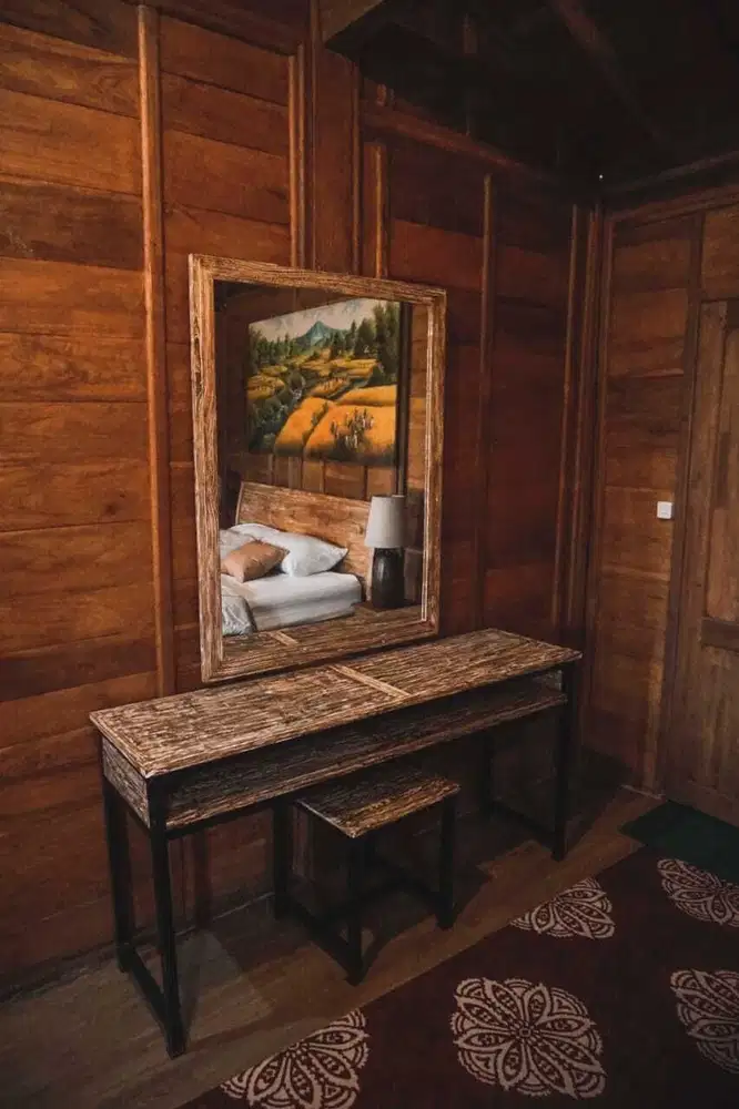 VILLA MODERN JOGLO HOUSE VIEW DANAU PANCASARI BEDUGUL