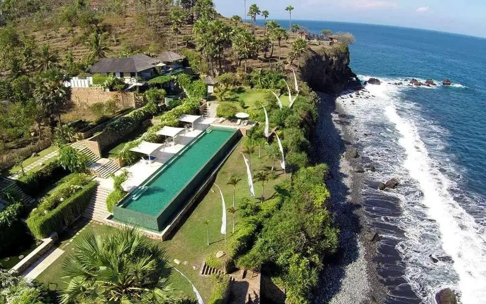 LUXURY VILLAS CLIFT FRONT AT KARANGASEM