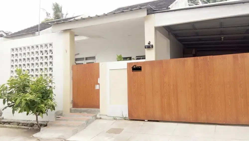 Rumah Terawat Siap Huni Dekat RS. Citra Sari Husada Karawang