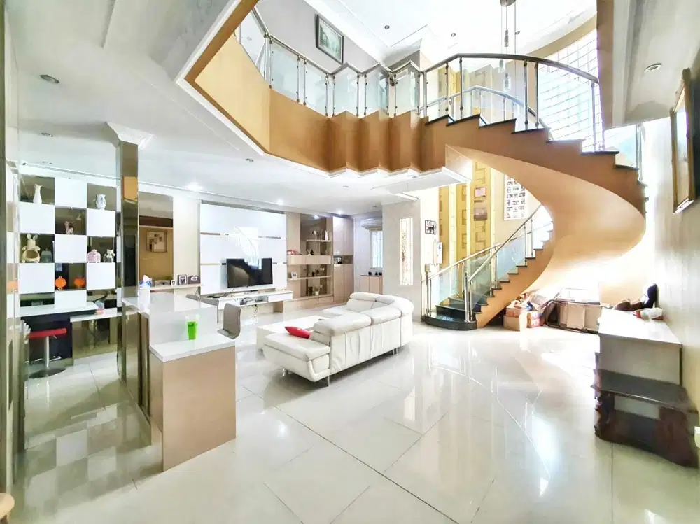 DIJUAL Rumah Mewah di Kelapa Puan, Kelapa Gading - Jakarta Uta