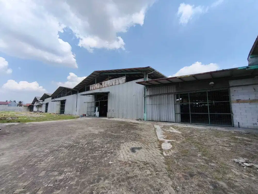 DISEWA Gudang Murah Strategis Pinggir jalan Besar Tangerang Kota