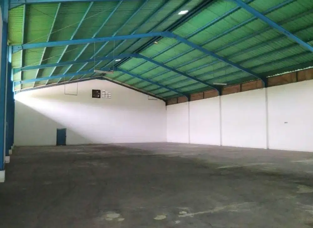 Gudang disewa di sentul