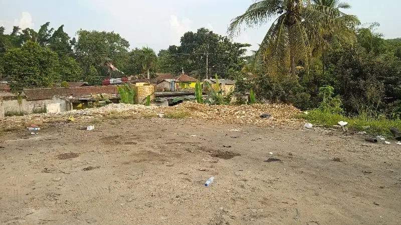 Tanah dan Bangunan Komersil di Ciomas Bogor