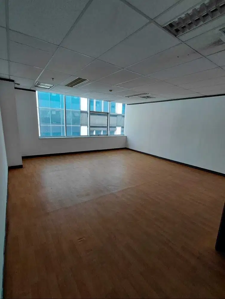 SEWA KANTOR DI JAKARTA PUSAT SENEN 50M2 PARTISI 130K NEGO