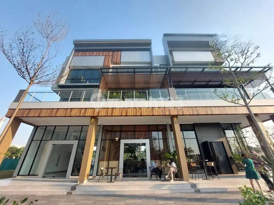 Ruko Crystal Boulevard Summarecon Bekasi Depan Mall Landmark