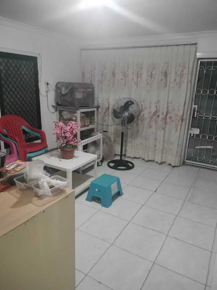 DiJual rumah di Pluit