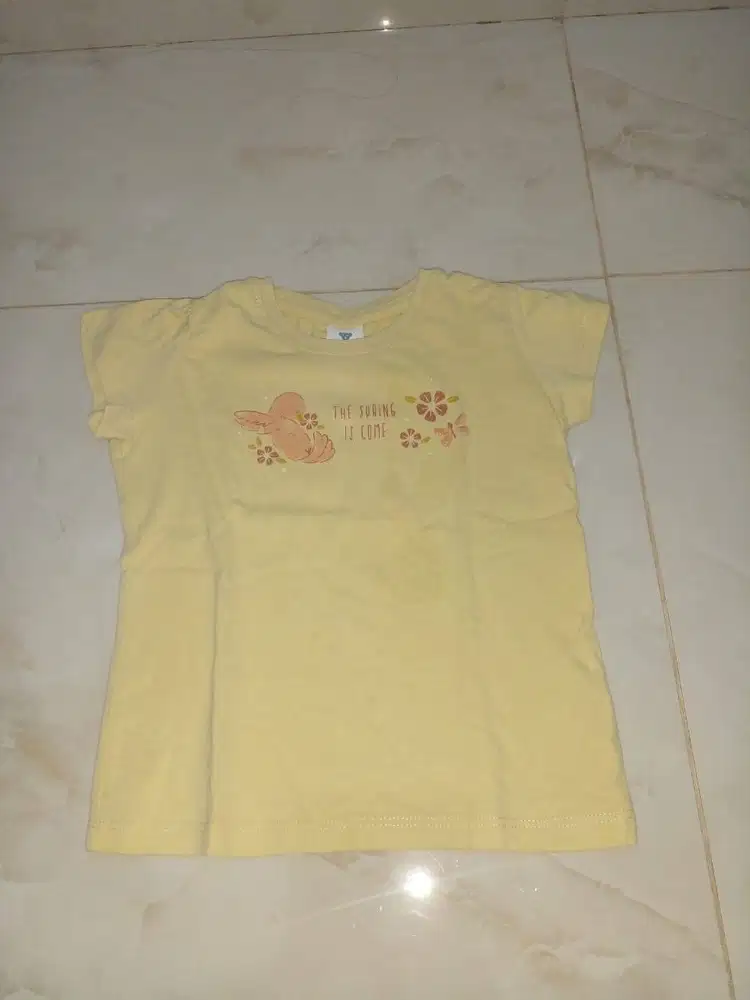Kaos Anak Perempuan Kuning Motif Kupu-Kupu The Spring is Come – Prel