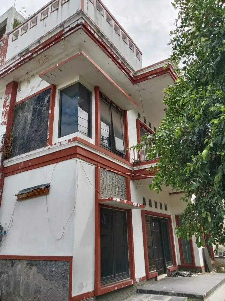 ‼️TERMURAH‼️DISEWAKAN RUMAH BONUS TANAH DI DARMOKALI SURABAYA PUSAT