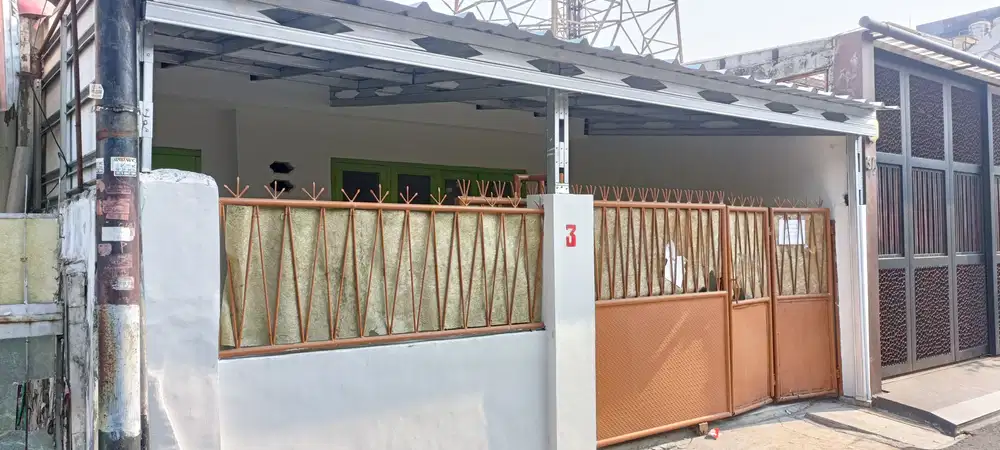 rumah tua antik full renov nyaman&bersih jamin 100% bebas banjir