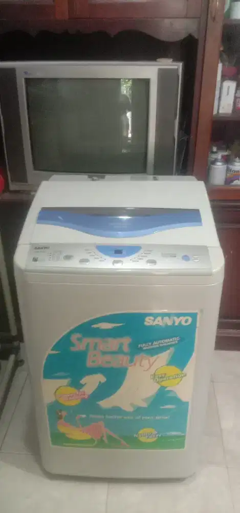 Mesin cuci Sanyo 1 tabung normal.