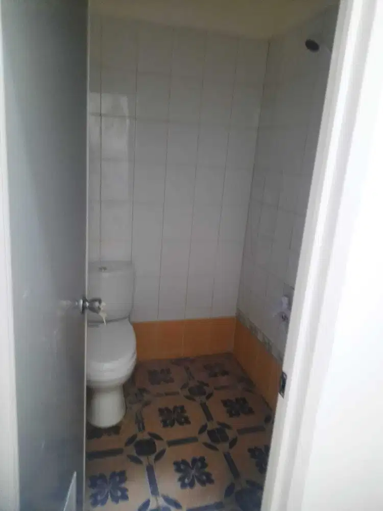 Dijual rumah siap huni di Harapan Indah 1 Bekasi