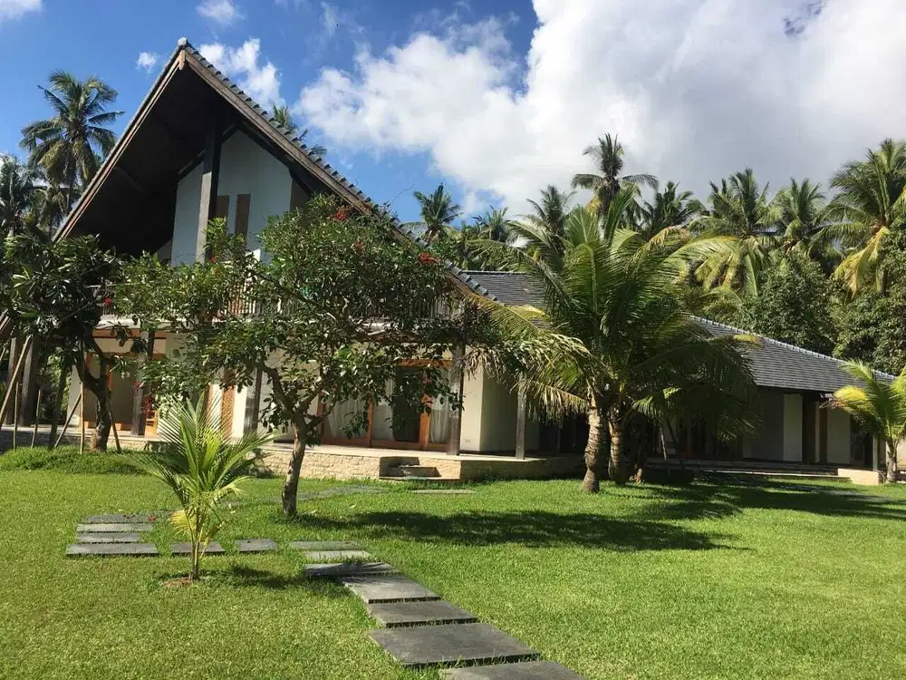 DIJUAL VILLA DENGAN VIEW FANTASTIS BULELENG