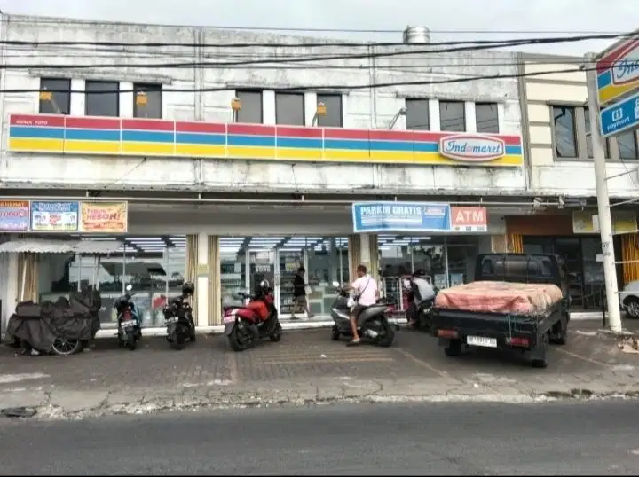 Dijual murah 3 ruko dan usaha franchise Indomaret di dekat Kampus
