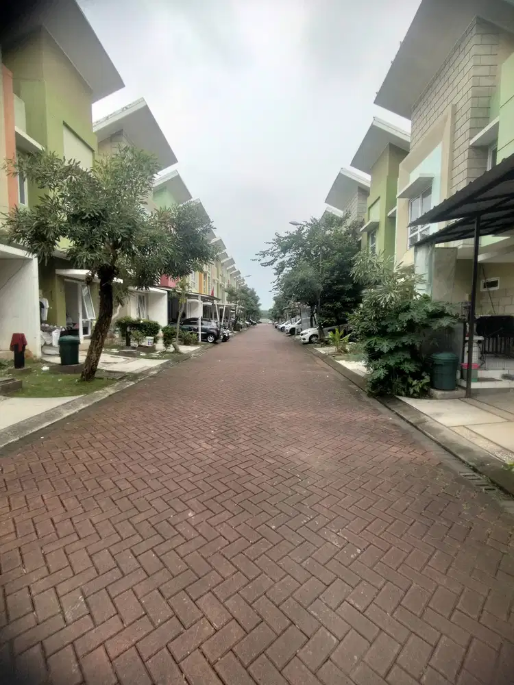 Di sewakan rumah siap huni di lokasi  gading serpong tangerang