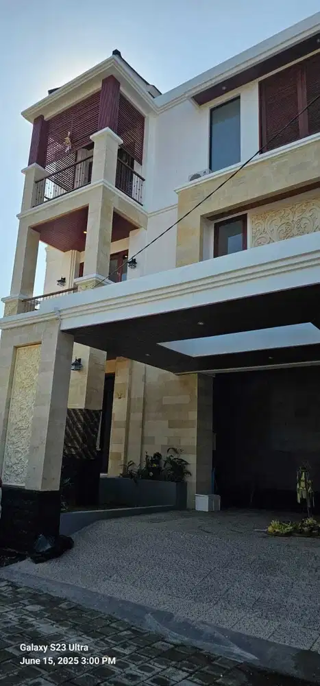 For sale rumah lokasi di jl gunung salak padangsambian kelod