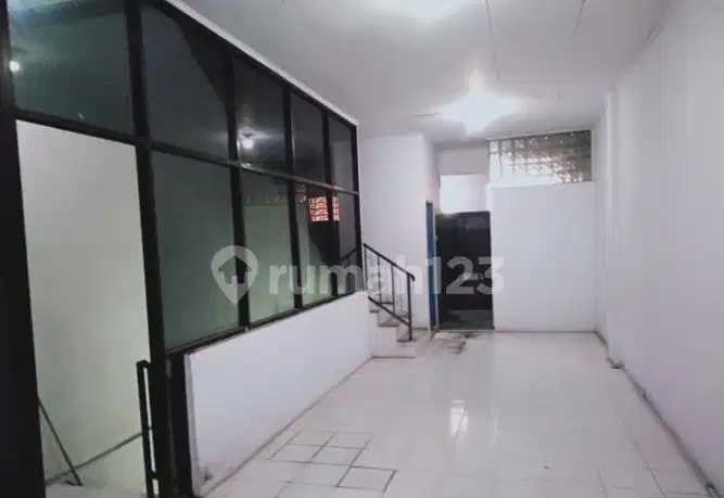 Ruko 3 Lantai SHM Di Jalan Raya Pemuda Kranji Bekasi BaratRuko Di Jala