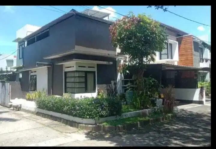 Rumah 2 lantai di cluster antapani dekat puri dago tanah luas murah