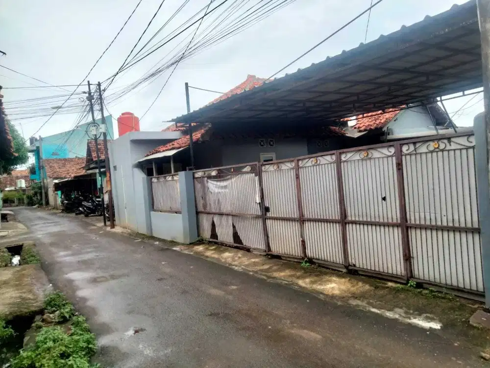 Rumah deket pasar tengah kota surat SHM murah
