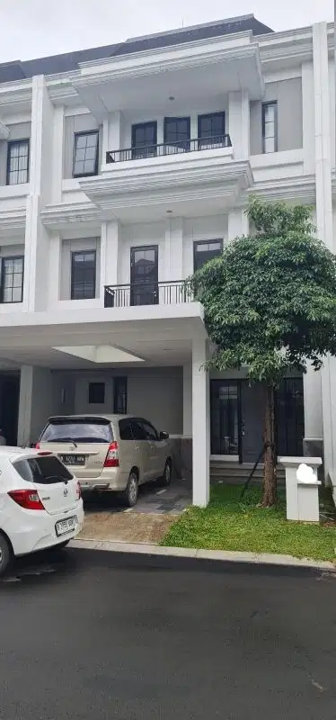 DISEWAKAN Rumah Brandnew Winonaalam sutera