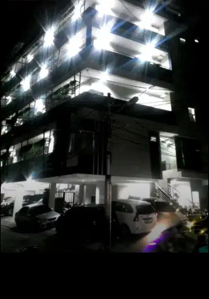 Rumah Kost Mangga Besar, semi hotel, 69 kamar.