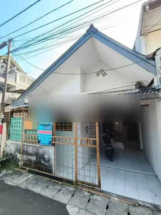 Rumah di Petojo VIJ 2 Lantai Sudah Renovasi