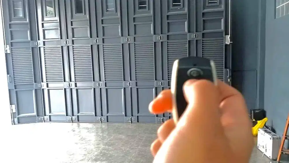 Pintu Garasi henderson / Pagar otomatis sistem remot, pasang & service