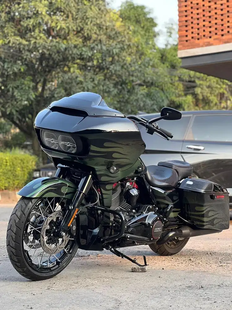 Roadglide cvo 2022