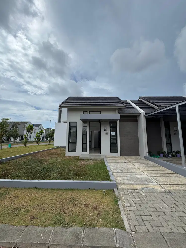 Disewakan rumah Tallasa City cluster Utopia dekat unhas