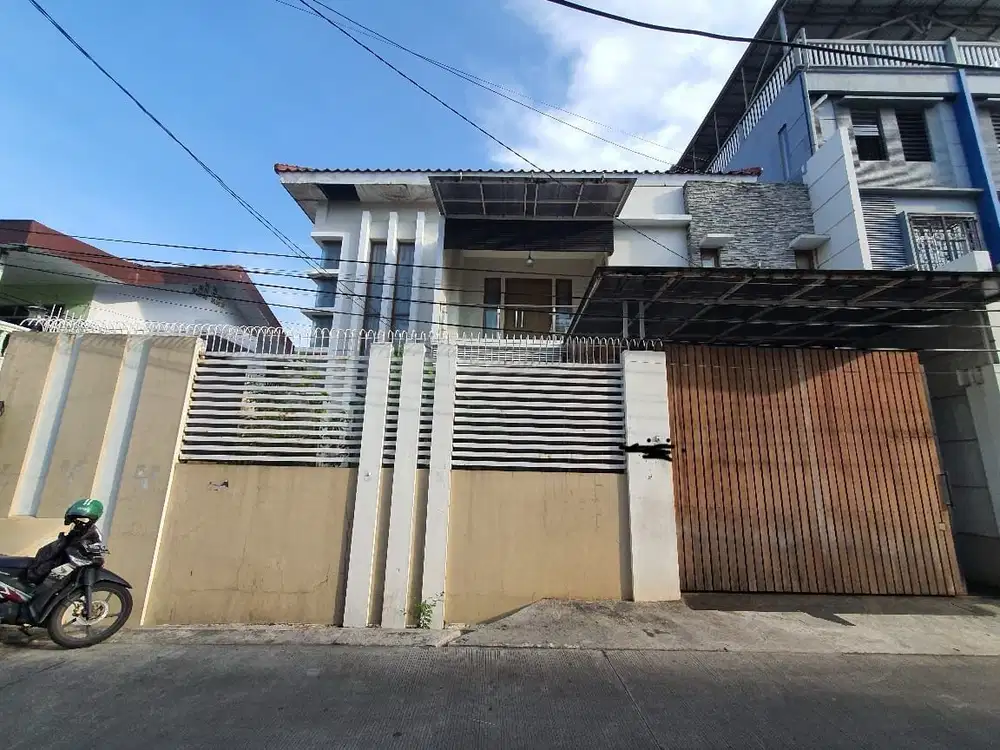 Dijual Rumah Mewah di Pusat Kota, Mangga Besar 5, Jakbar