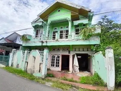 Rumah kosong di daerah perkotaan