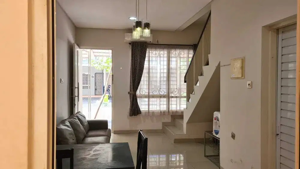 RUMAH 3   KAMAR RESIDENCE ONE BSD CITY CUMA 1 M an