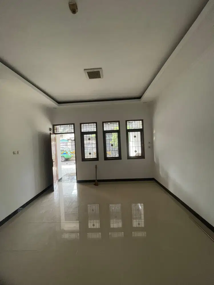 Rumah bagus MURAH siap huni Taman Cibaduyut Indah