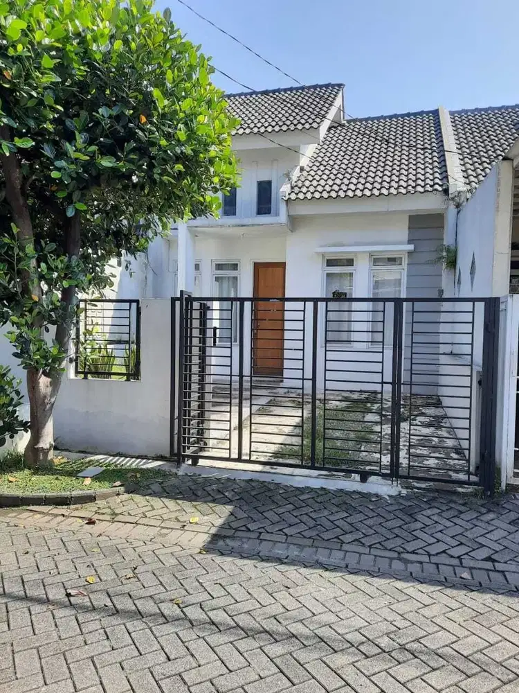 Sewa Rumah Nyaman di Kemang Regency, Minimal 2 Tahun