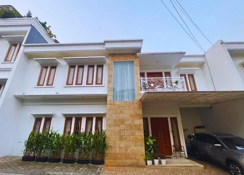 Rumah cantik fully furnished di Kebagusan Jakarta Selatan