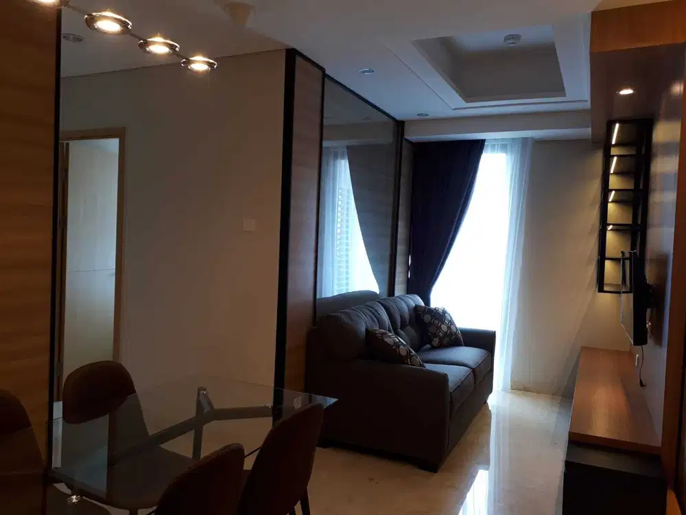 APARTEMEN CAPITOL SUITES