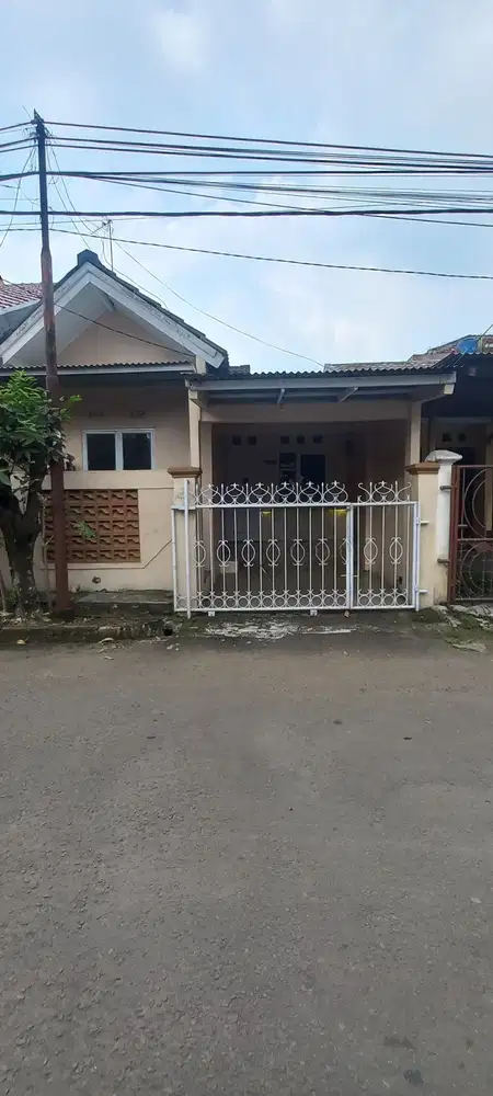 Disewakan Rumah Siap Huni Di Bukit Cimanggu City Dekat Jalan TOL