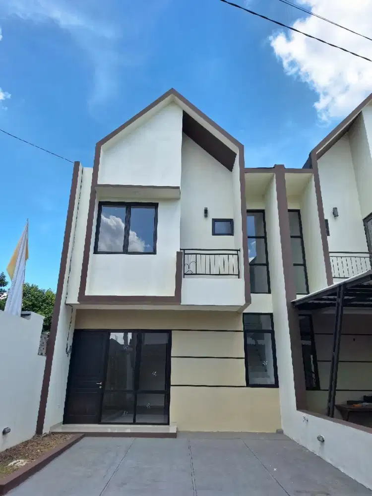 Rumah 2 lantai Siap Huni dekat casa arjuna pamulang free biaya